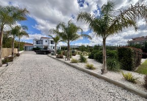 Detached Villa For Sale  in  Peyia