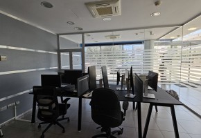 Office  For Sale  in  Anavargos