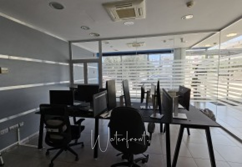 Office  For Sale  in  Anavargos