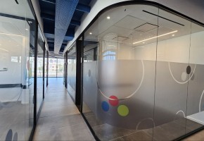 Office  For Sale  in  Anavargos