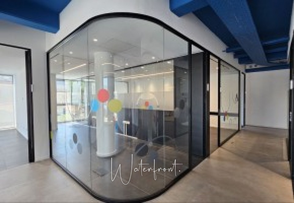 Office  For Sale  in  Anavargos