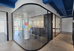Office  For Sale  in  Anavargos