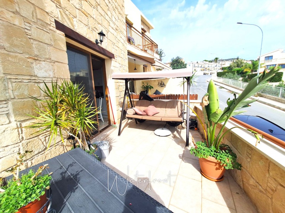 Town House For Sale  in  Peyia