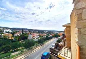 Town House For Sale  in  Peyia
