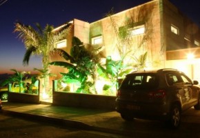 For Sale 6 Bedrooms Modern Luxury Villa in Tala, Paphos