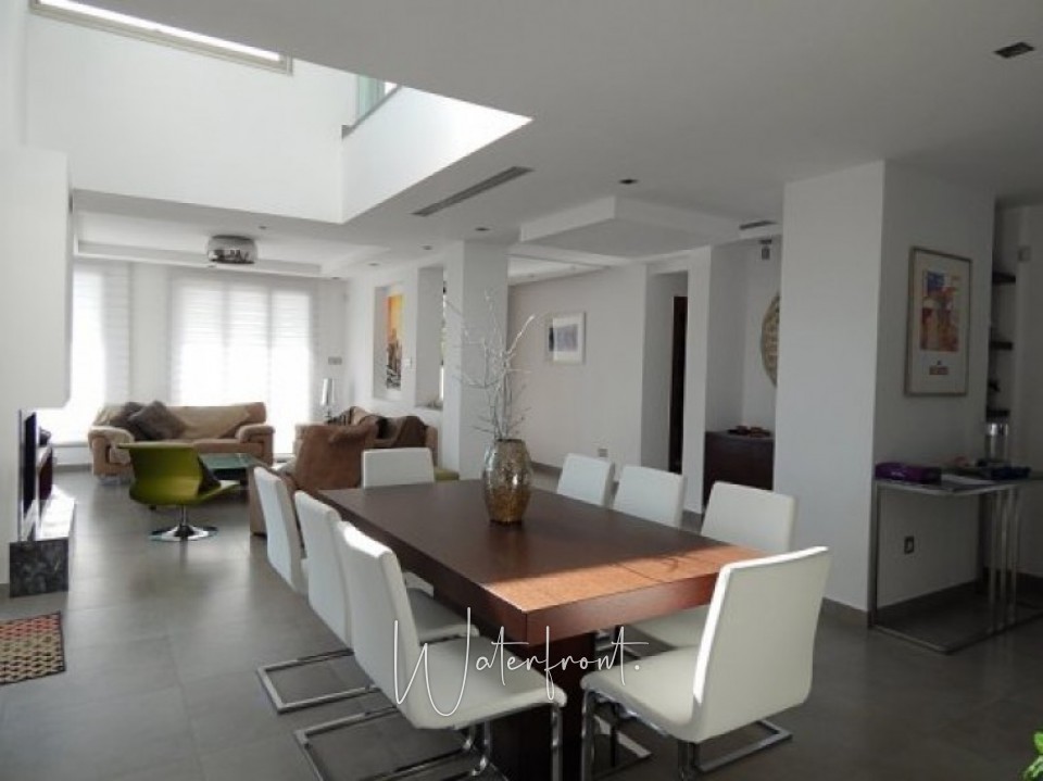 3 bedroom Vill in Tsada