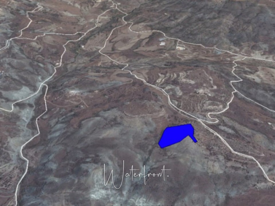 Land in Marathounda