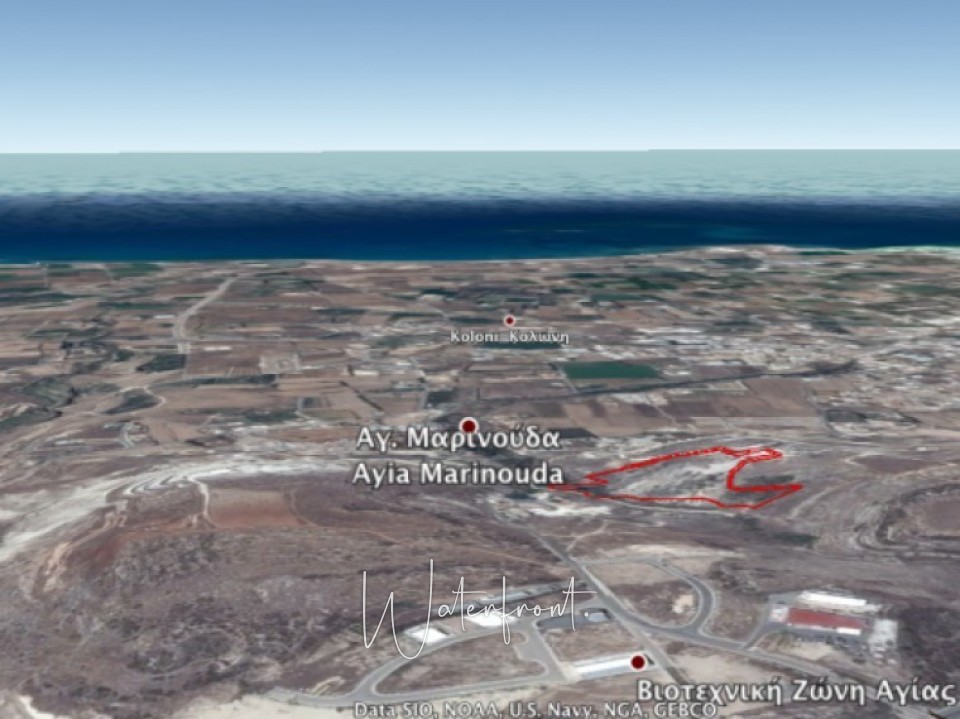 Large Plot of Land in Yeroskipou