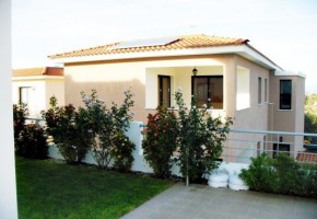 5 Bedroom Detached House in Tsada