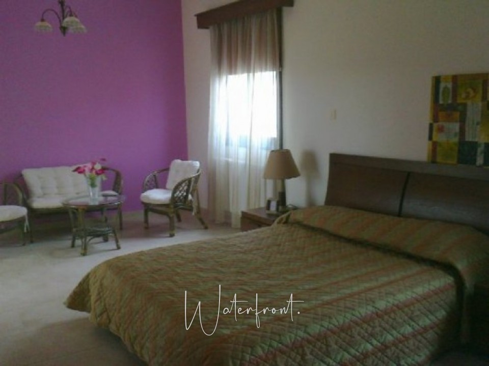 5 Bedroom Detached House in Tsada