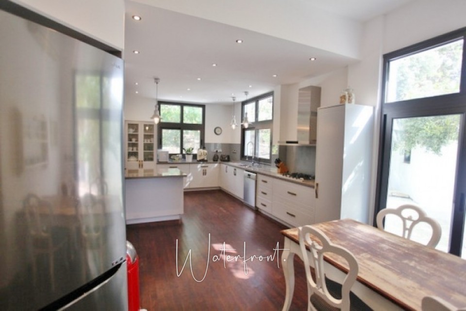 Detached Villa For Sale  in  Kamares - Tala