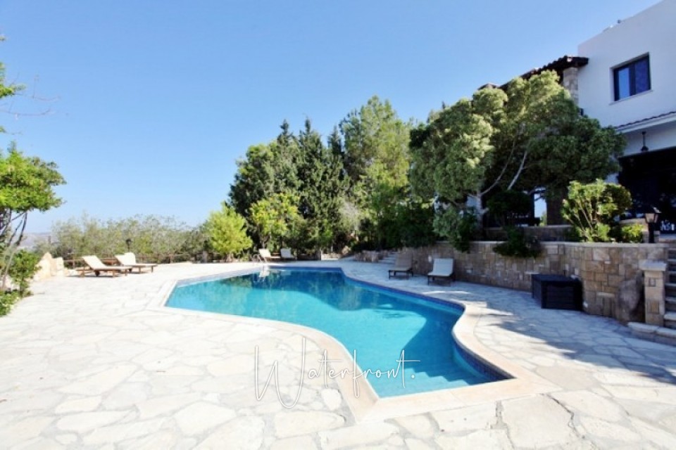 Detached Villa For Sale  in  Kamares - Tala