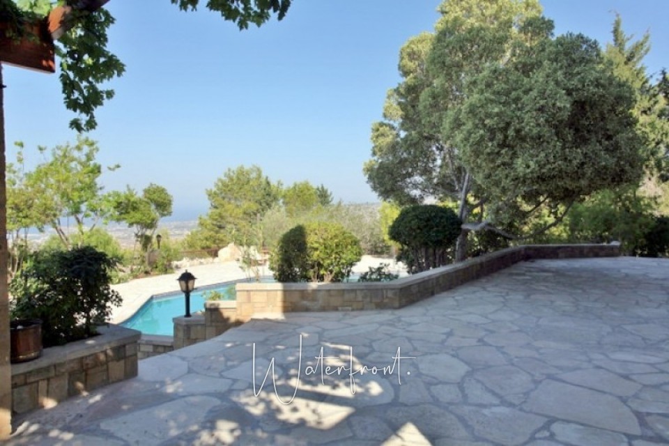 Detached Villa For Sale  in  Kamares - Tala