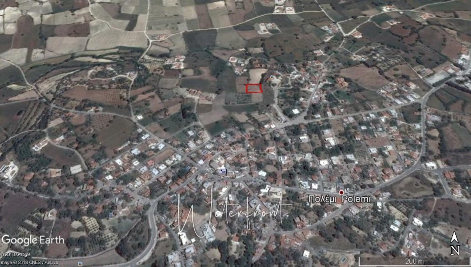 Residential Land  For Sale  in  Polemi