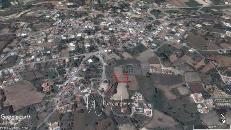 Residential Land  For Sale  in  Polemi