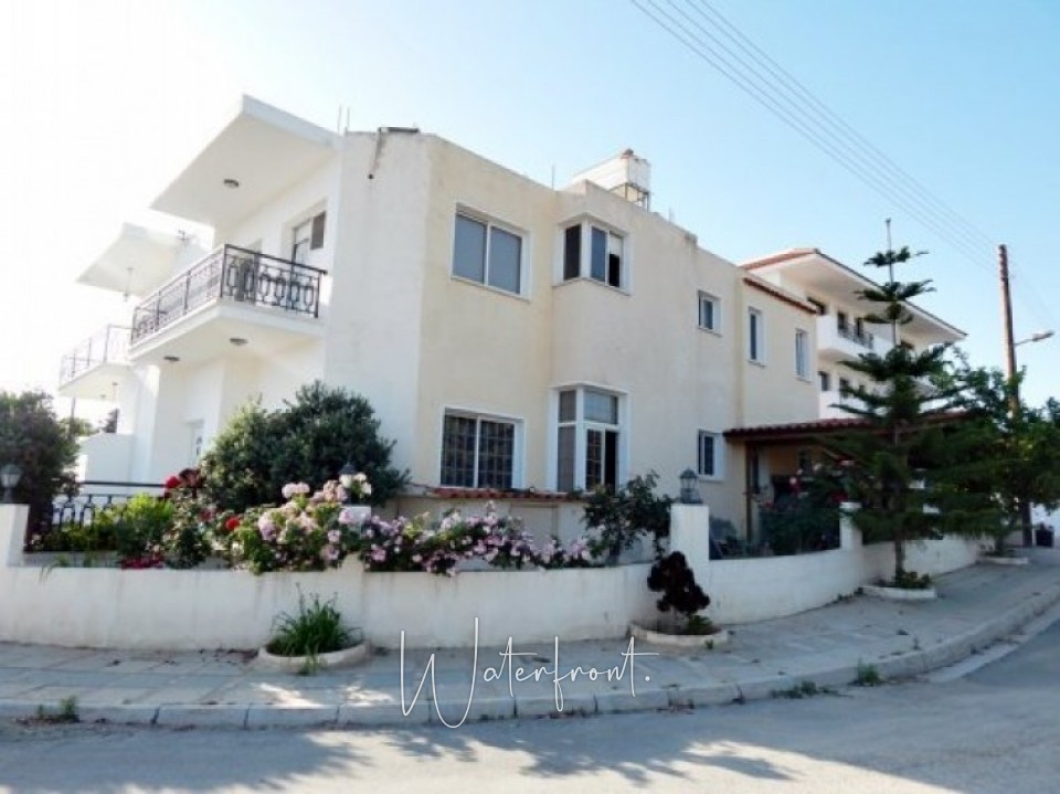 Detached Villa For Sale  in  Acheleia