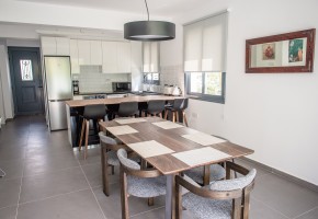 Building For Sale  in  Kissonerga