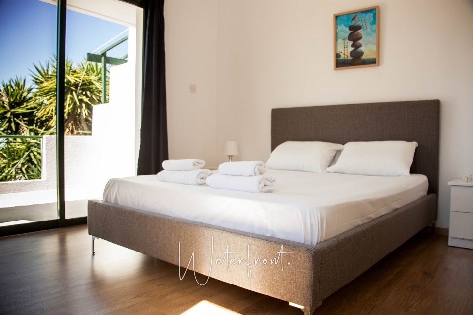 Building For Sale  in  Kissonerga